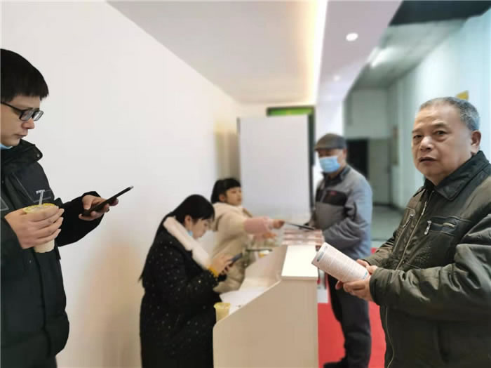 四川中青旅綿陽分社、綿陽市中旅假日旅行社、綿陽自來文化傳播有限公司24H自助售貨服務盛大開業(yè)