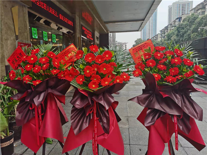 四川中青旅綿陽分社、綿陽市中旅假日旅行社、綿陽自來文化傳播有限公司24H自助售貨服務盛大開業(yè)