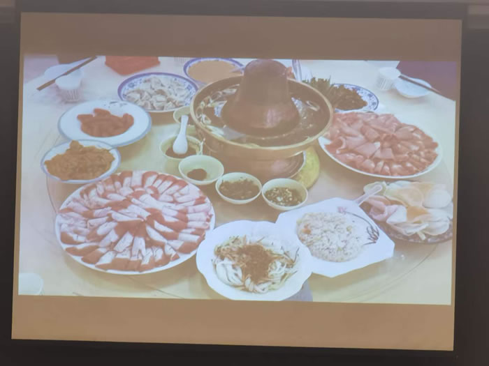 綿陽中旅行假日旅行社舉行胡楊林、南疆專列推薦會